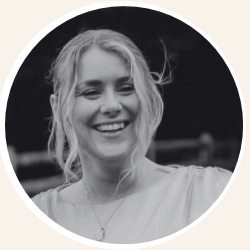 Jess, co-founder of Oakham Interiors